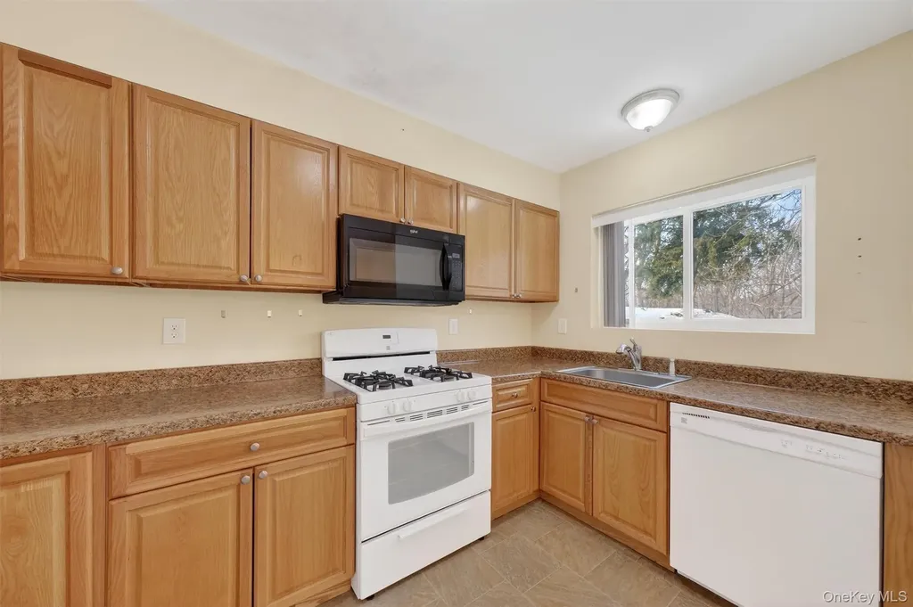 9 Nicole Circle Ossining NY 10562