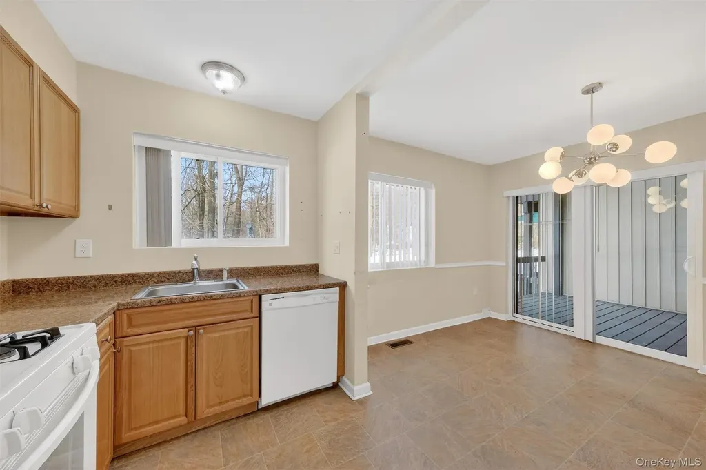 9 Nicole Circle Ossining NY 10562