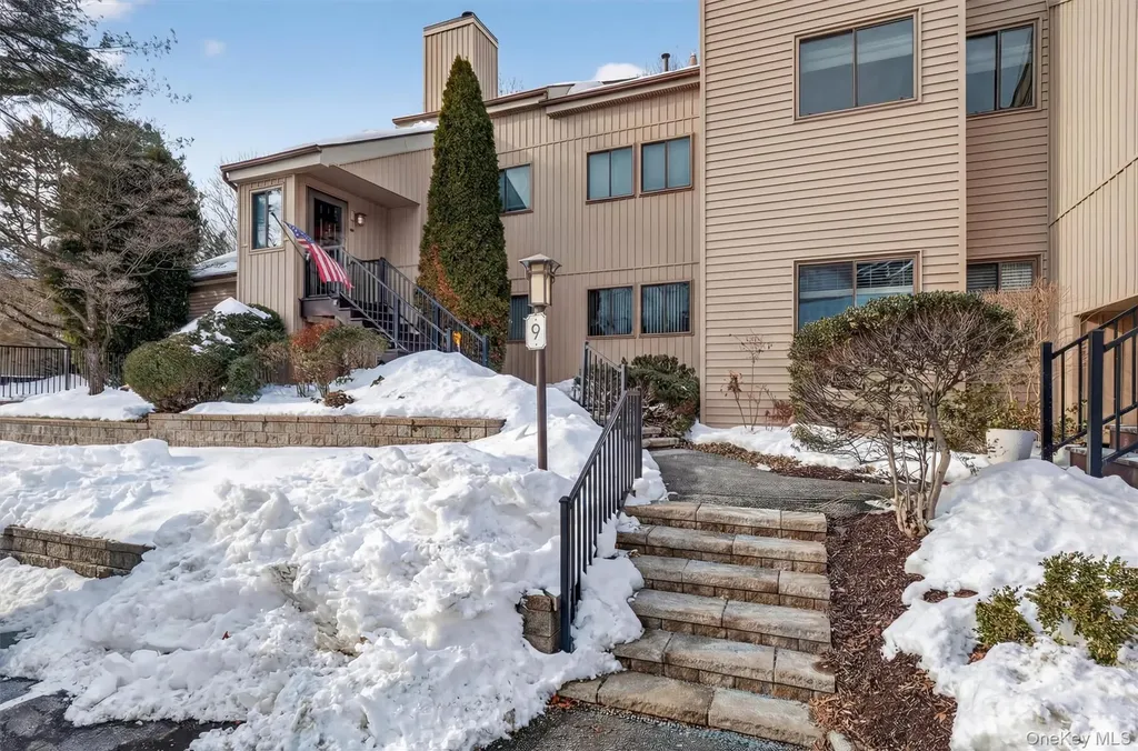 9 Nicole Circle Ossining NY 10562
