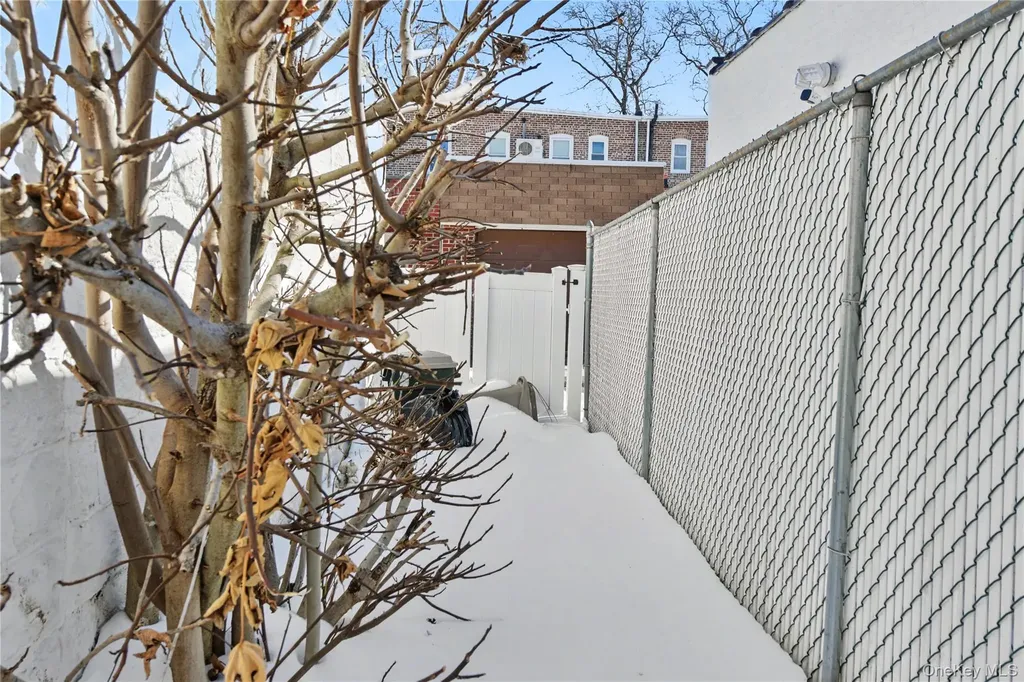6537 77th Place Middle Village NY 11379