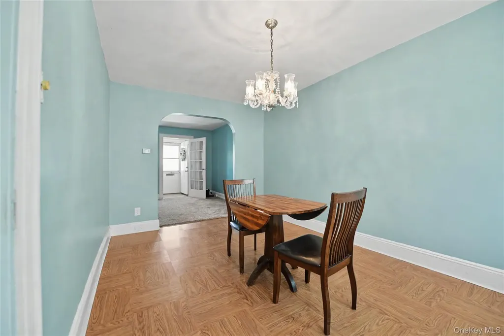 6537 77th Place Middle Village NY 11379