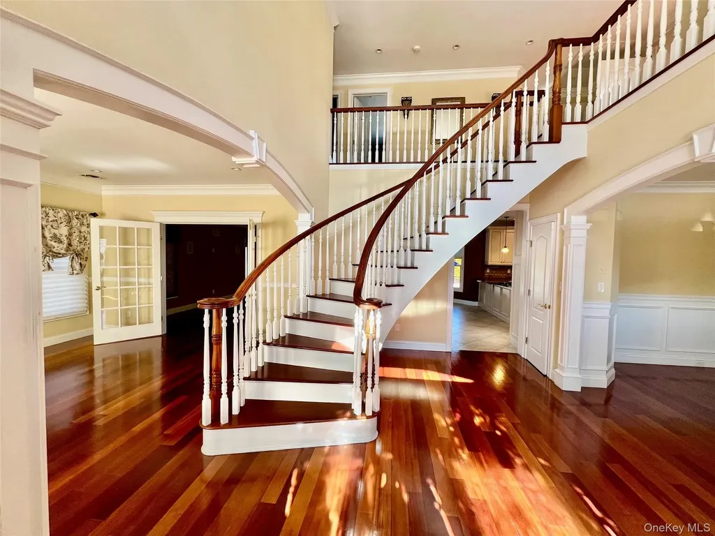 3683 Orchard Road Wantagh NY 11793