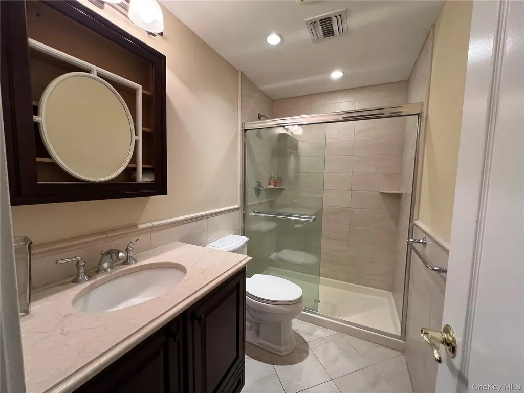 3683 Orchard Road Wantagh NY 11793