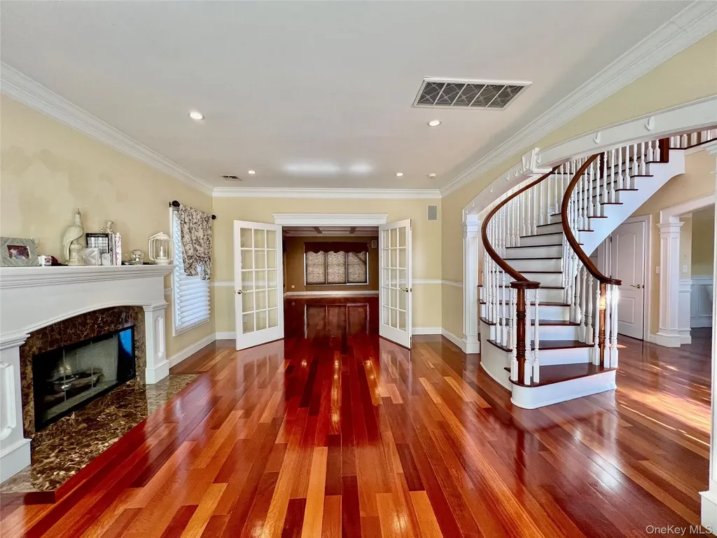 3683 Orchard Road Wantagh NY 11793