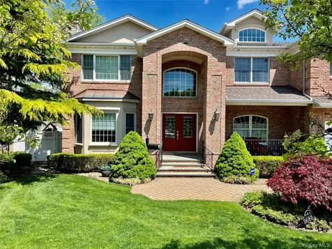 3683 Orchard Road Wantagh NY 11793