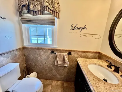 3683 Orchard Road Wantagh NY 11793