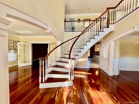 3683 Orchard Road Wantagh NY 11793