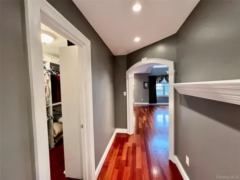 3683 Orchard Road Wantagh NY 11793