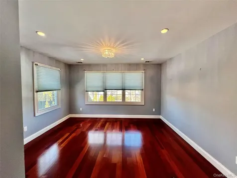 3683 Orchard Road Wantagh NY 11793