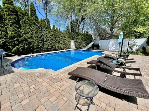 3683 Orchard Road Wantagh NY 11793