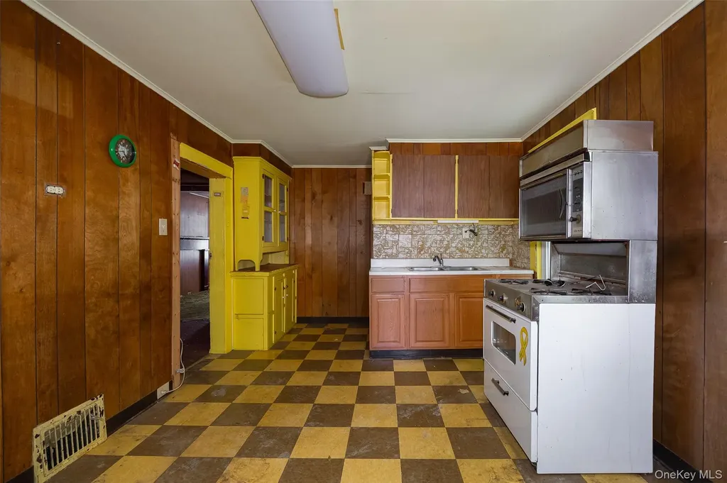 50 Albany Street Poughkeepsie NY 12601
