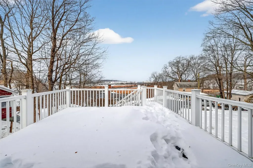 45 Old Albany Post Road Ossining NY 10562