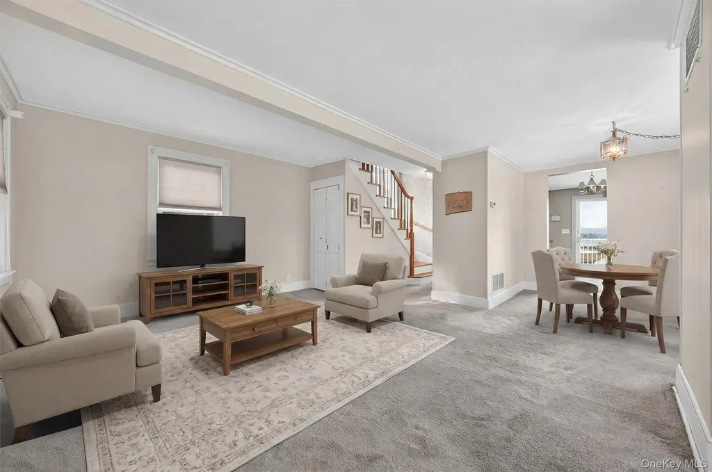 45 Old Albany Post Road Ossining NY 10562