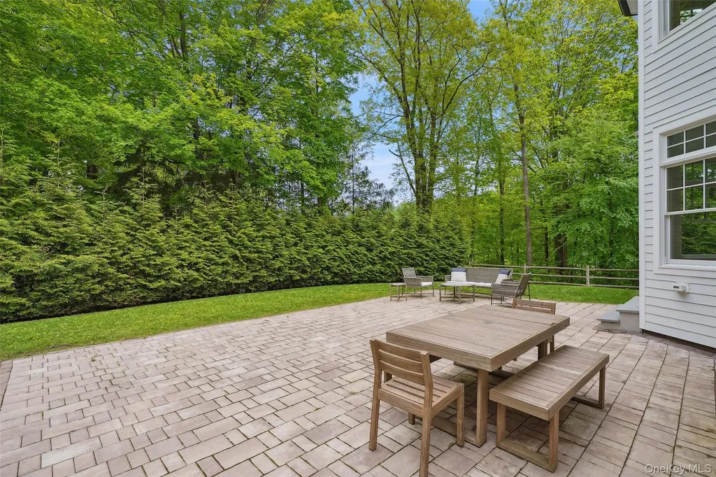 2 Bluestone Lane South Salem NY 10590