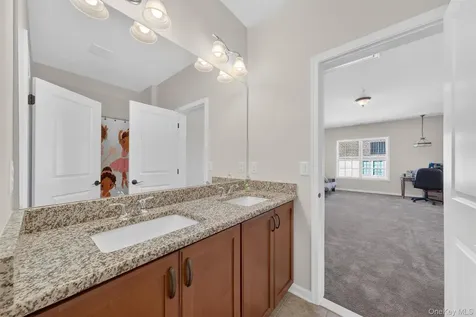 13 Tompkins Lane Hopewell Junction NY 12533