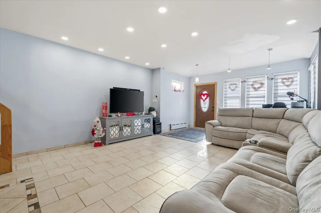 6915 69th Street Glendale NY 11385