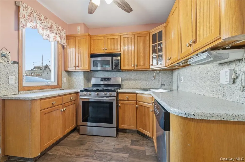 6915 69th Street Glendale NY 11385