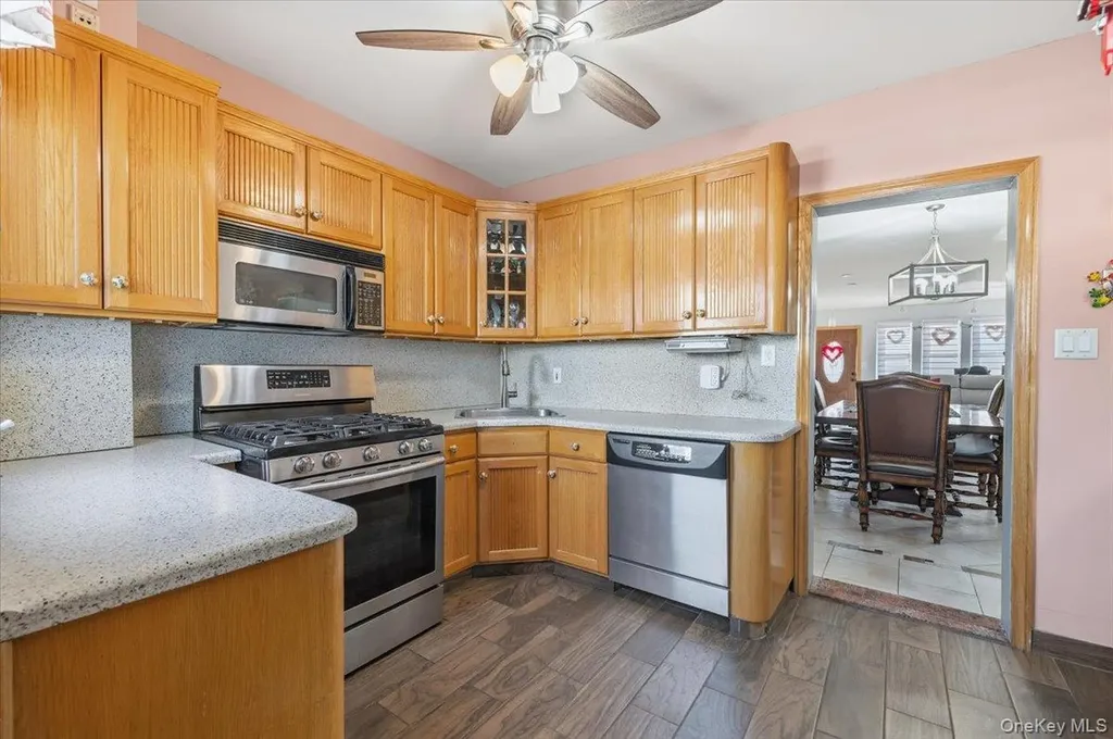 6915 69th Street Glendale NY 11385