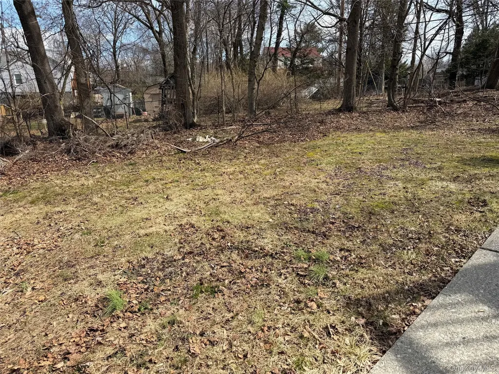 4 Pilgrim Terrace Poughkeepsie NY 12601