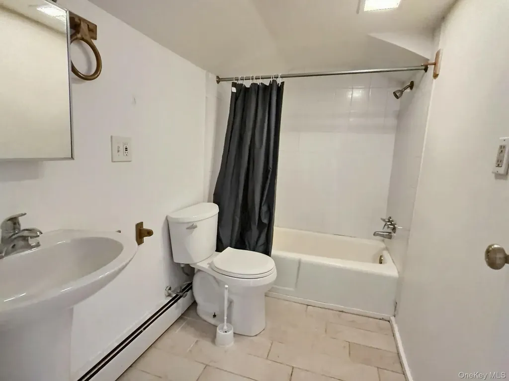 4 Pilgrim Terrace Poughkeepsie NY 12601