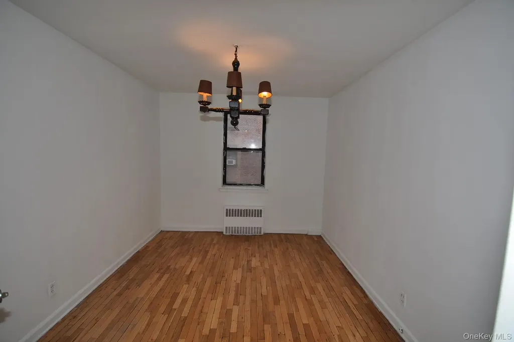 142 Garth Road Scarsdale NY 10583