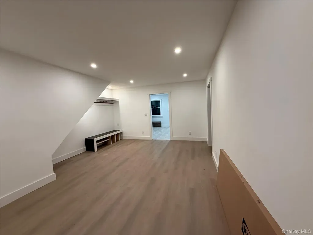 13772 70th Avenue Flushing NY 11367