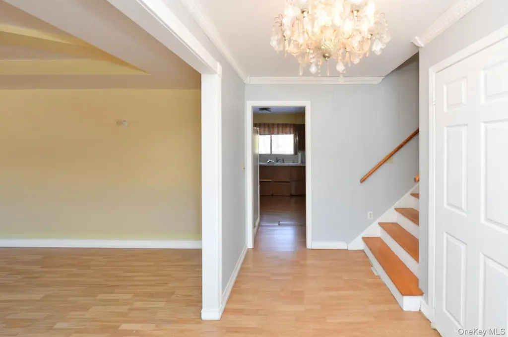 7 S Oak Street Spring Valley NY 10977