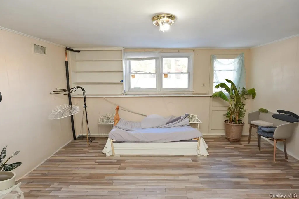7 S Oak Street Spring Valley NY 10977