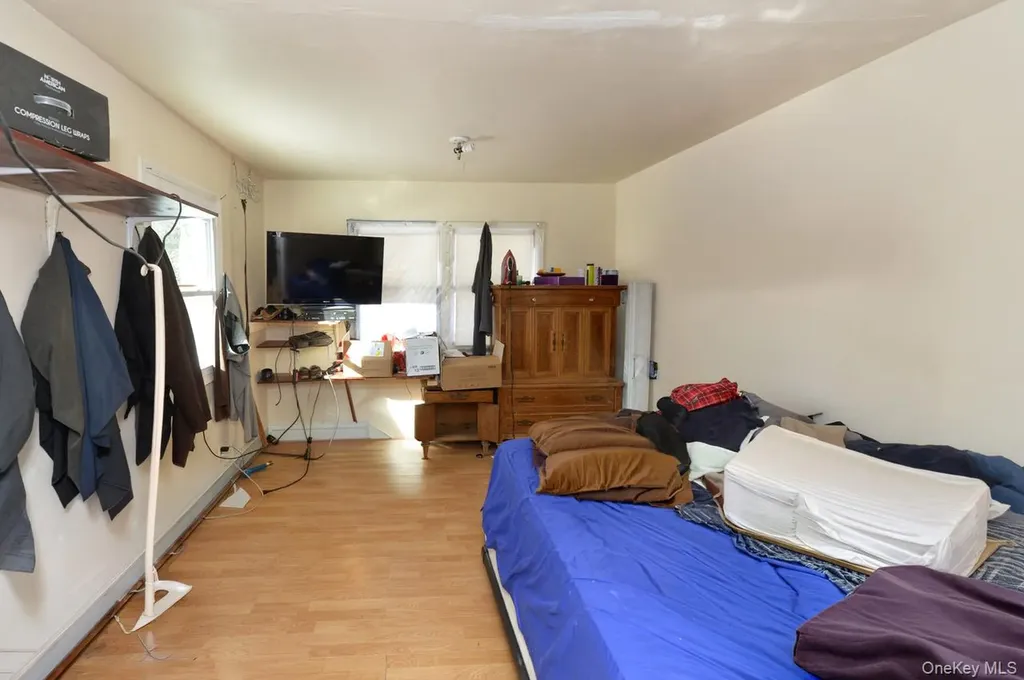 7 S Oak Street Spring Valley NY 10977