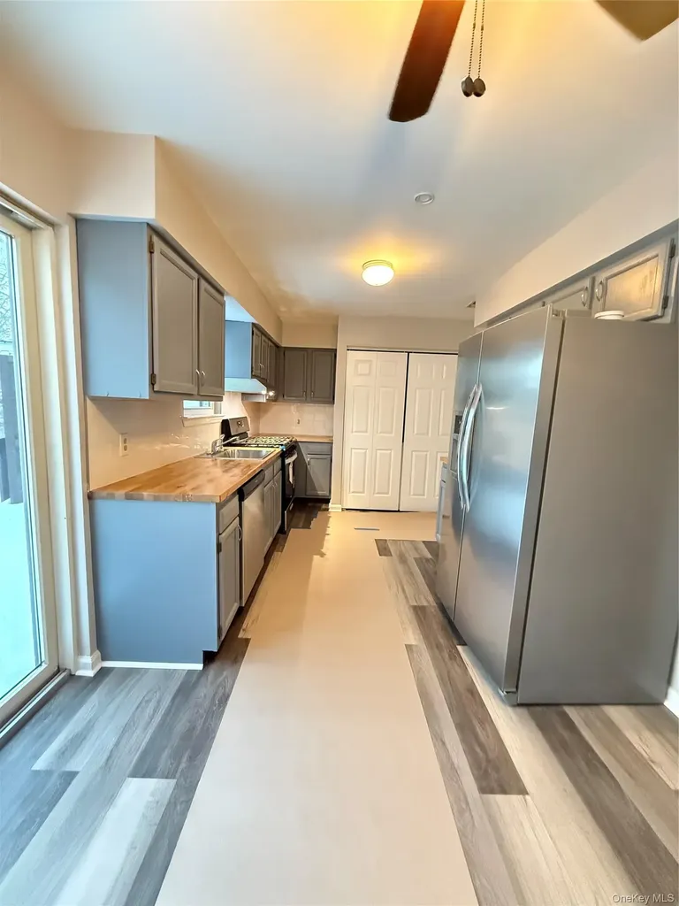 276 Temple Hill Road New Windsor NY 12553