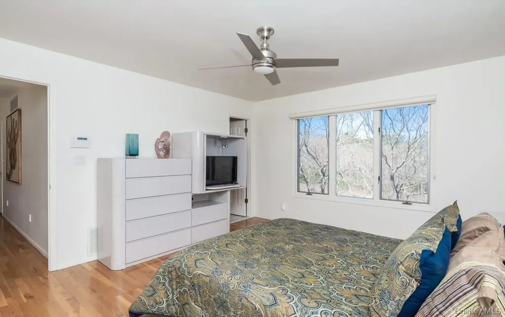 38 Red Creek Circle Hampton Bays NY 11946