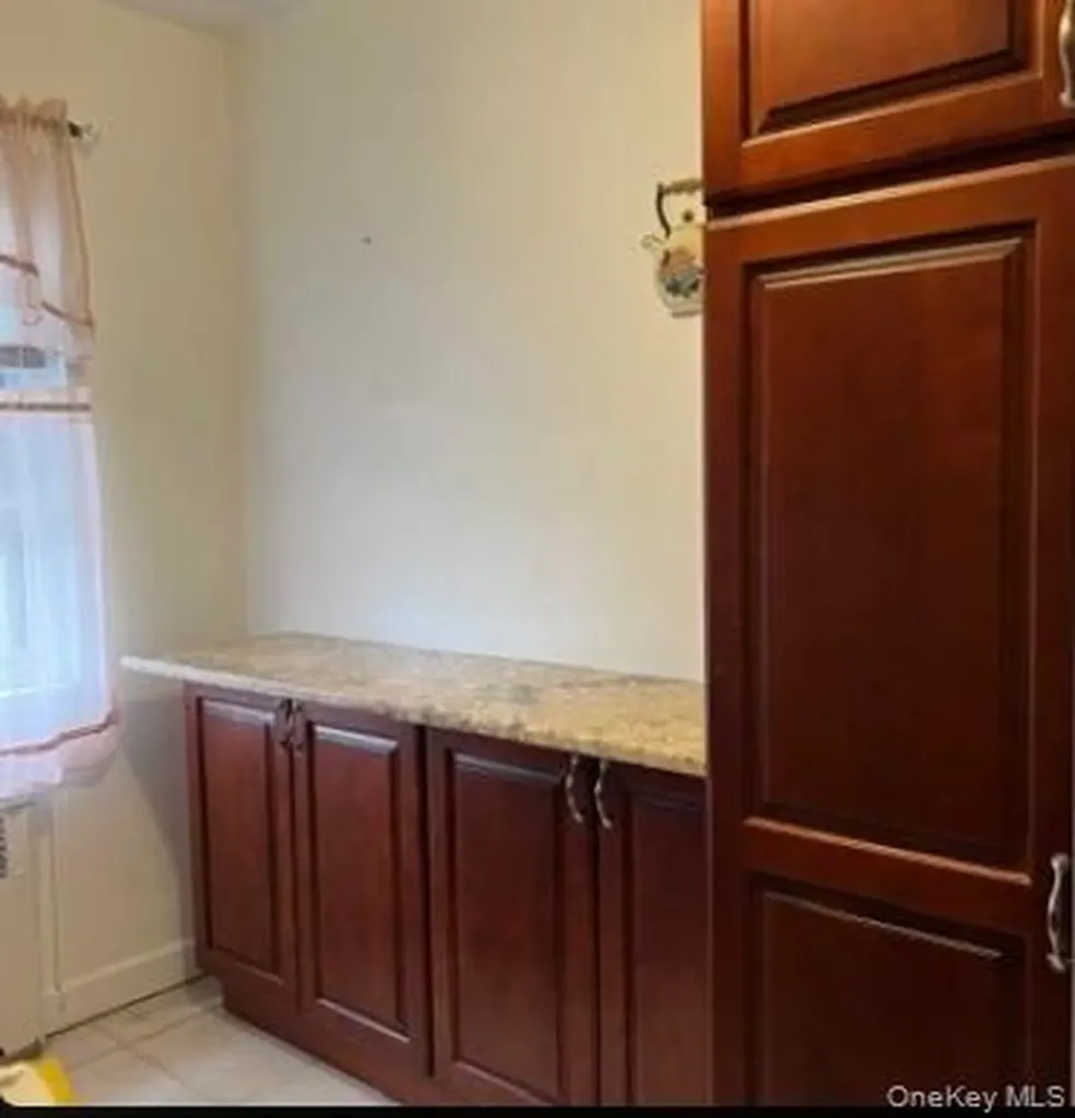 Rosedale NY 11422