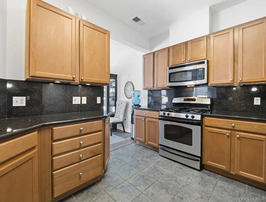 15 Revolution Road Cold Spring NY 10516
