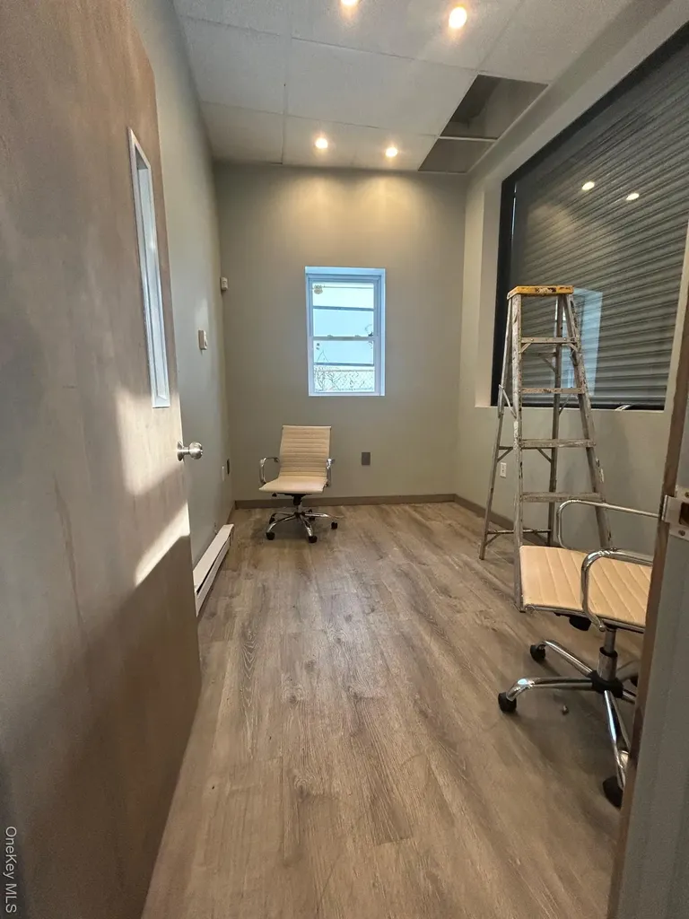 210 Lawrence Avenue Lawrence NY 11559
