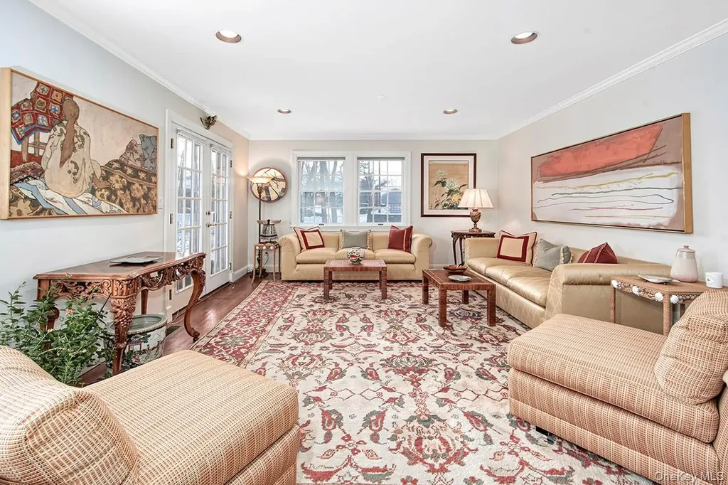 5 Wyndham Close White Plains NY 10605