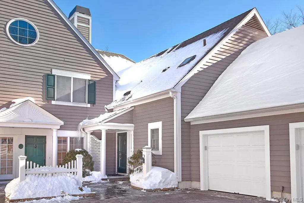 5 Wyndham Close White Plains NY 10605