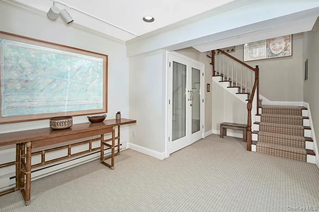 5 Wyndham Close White Plains NY 10605