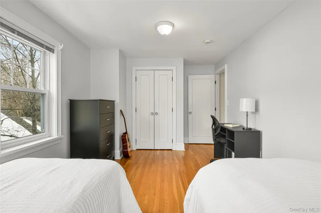 6 Shadow Lane Larchmont NY 10538
