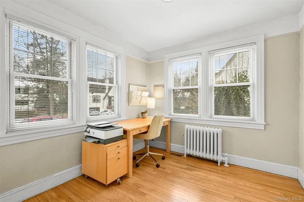 6 Shadow Lane Larchmont NY 10538