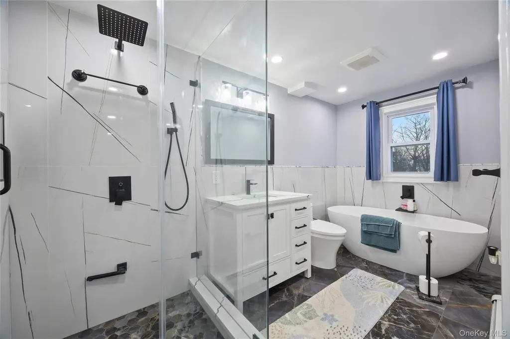 51 Irving Avenue Freeport NY 11520