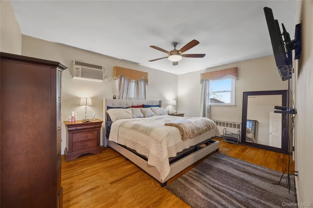 51 Irving Avenue Freeport NY 11520