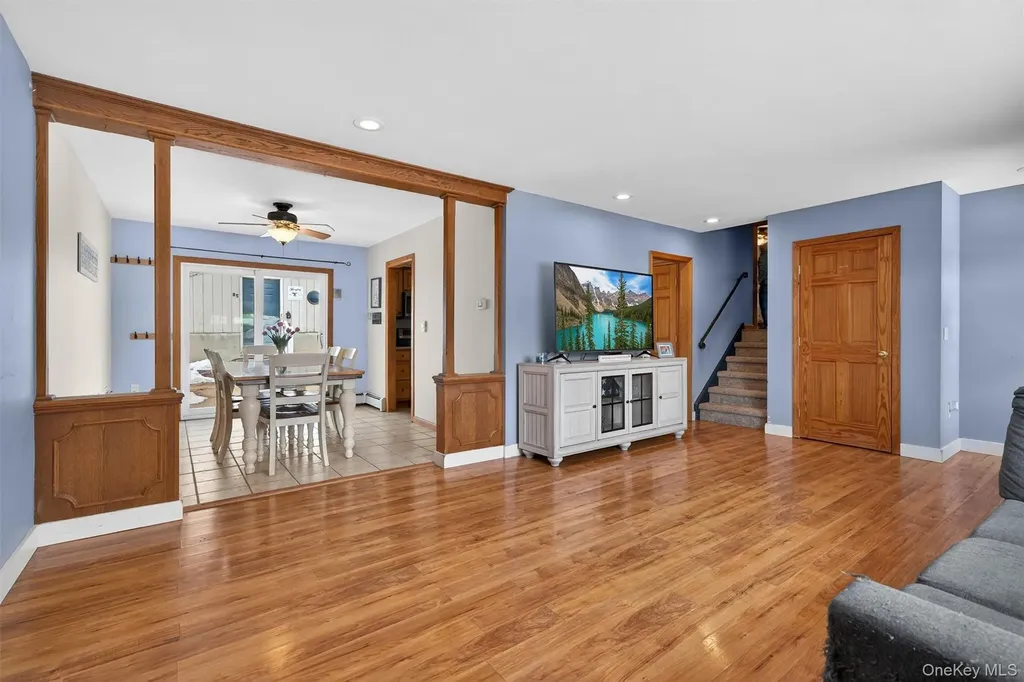 85 Farries Avenue Florida NY 10921
