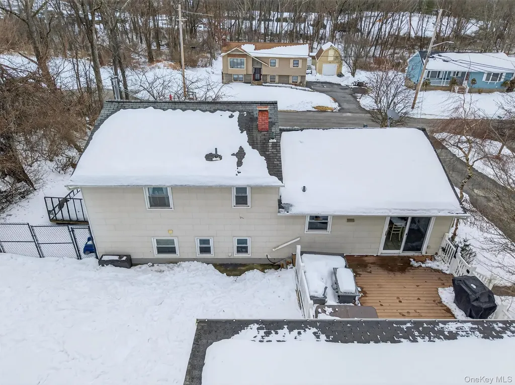 85 Farries Avenue Florida NY 10921