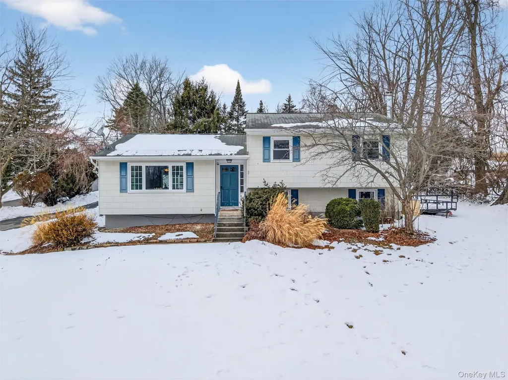 85 Farries Avenue Florida NY 10921