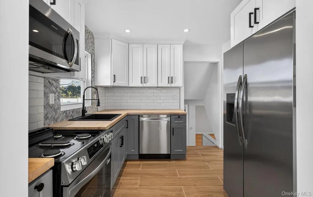 2675 Anthony Avenue Bellmore NY 11710