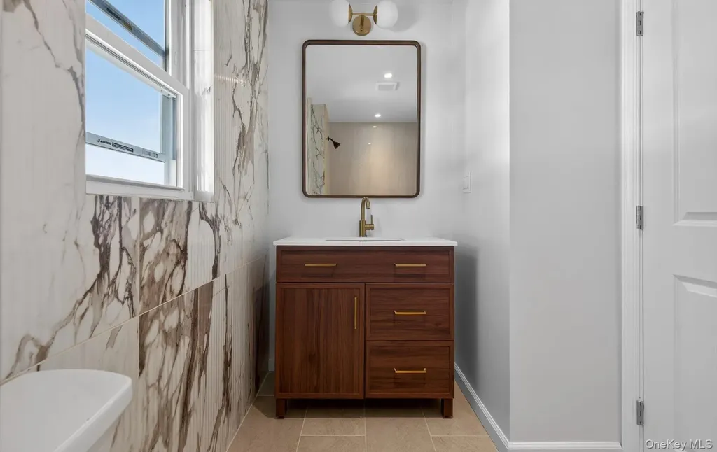 2675 Anthony Avenue Bellmore NY 11710