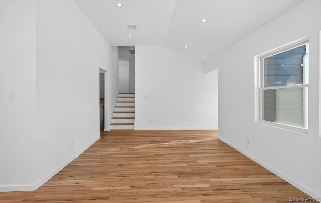 2675 Anthony Avenue Bellmore NY 11710