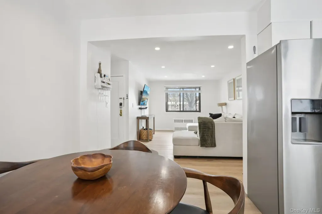 23 Lawrence Drive White Plains NY 10603