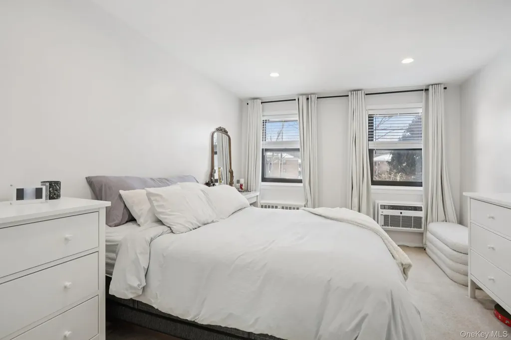 23 Lawrence Drive White Plains NY 10603