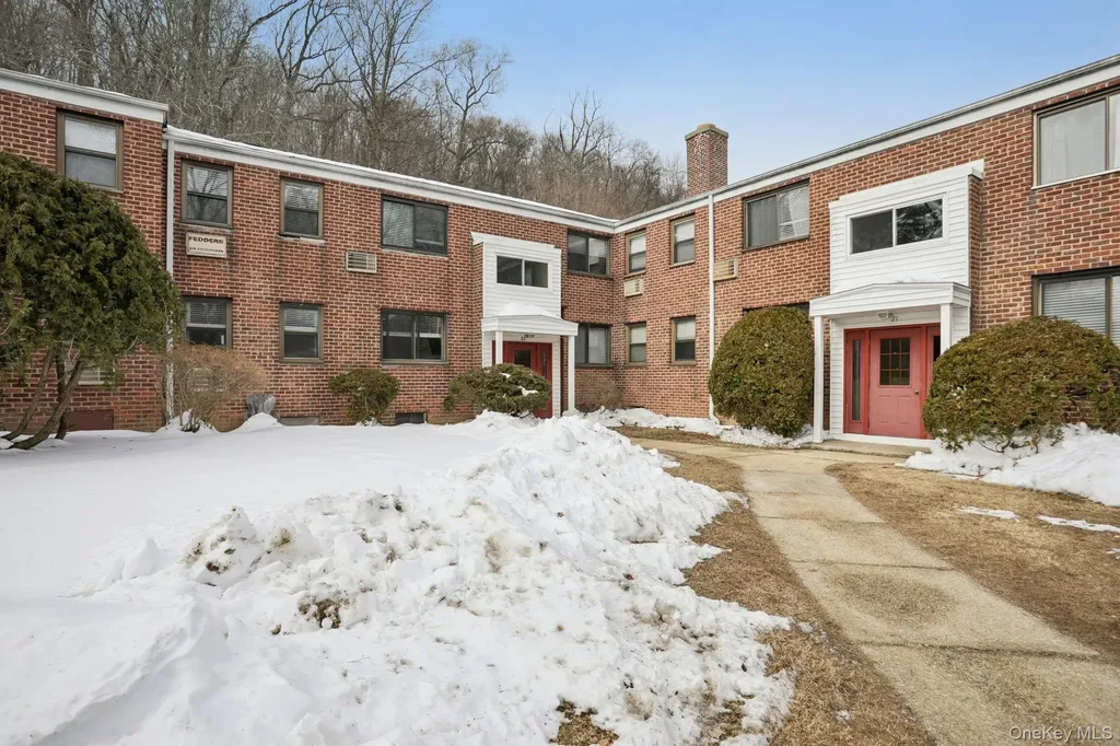 23 Lawrence Drive White Plains NY 10603